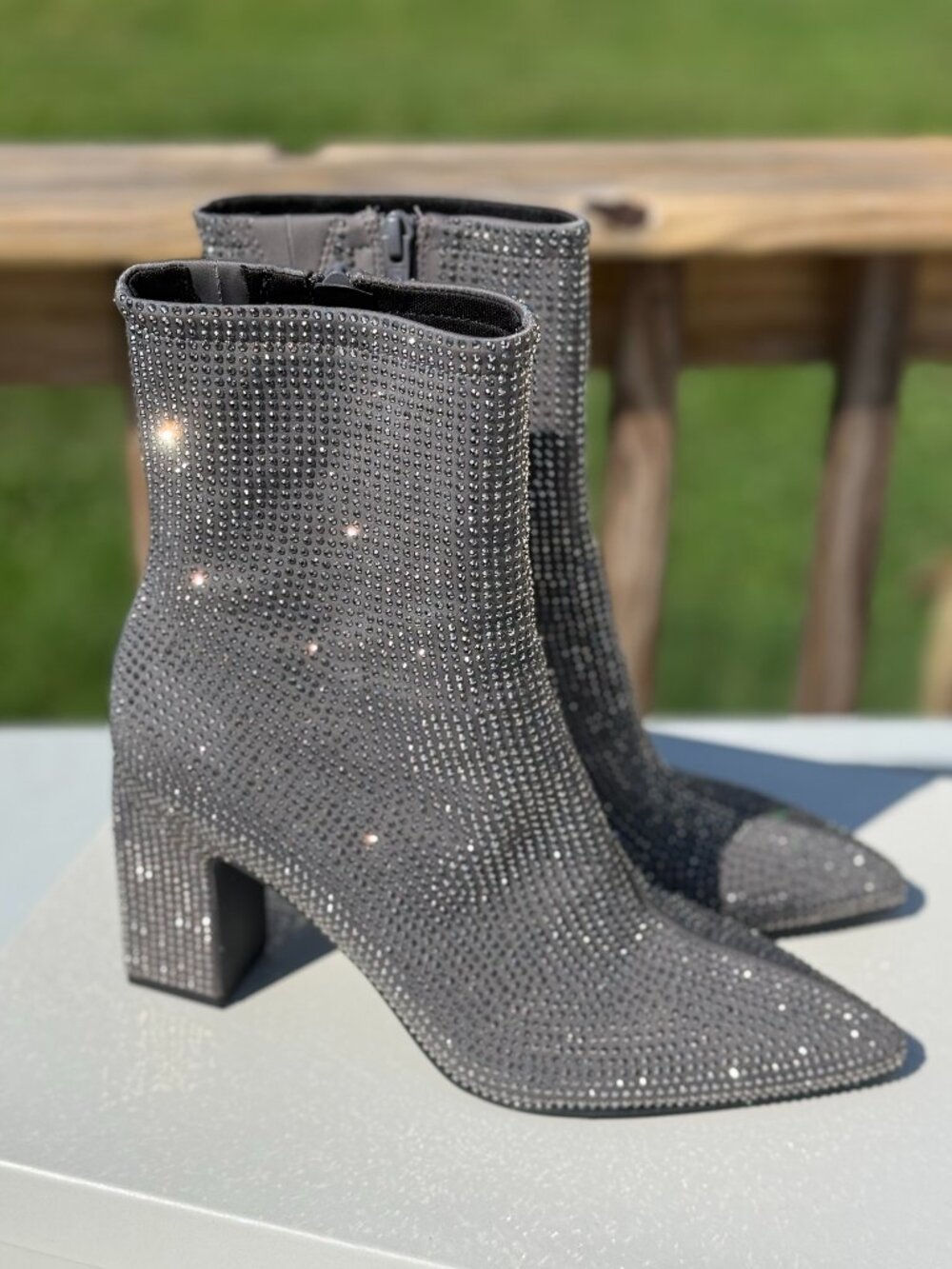 Rhinestone Glam Western Y2K Partycore Pointed Toe Ankle Boots 8.5 3786